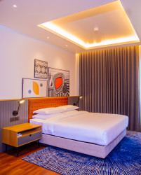 Four-Points-by-Sheraton-Kinshasa-room (1).jpg